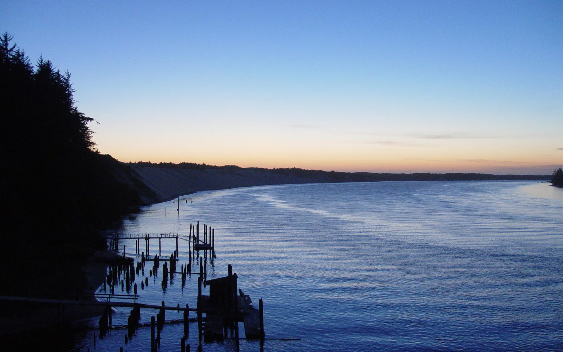 开云全站-西甲：皇马4-2战胜塞维利亚，莫拉塔梅开二度，西甲-皇马4-1完胜格拉纳